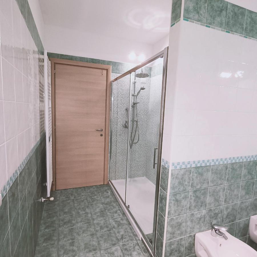 Sunny House Fourteen 아세미니 외부 사진